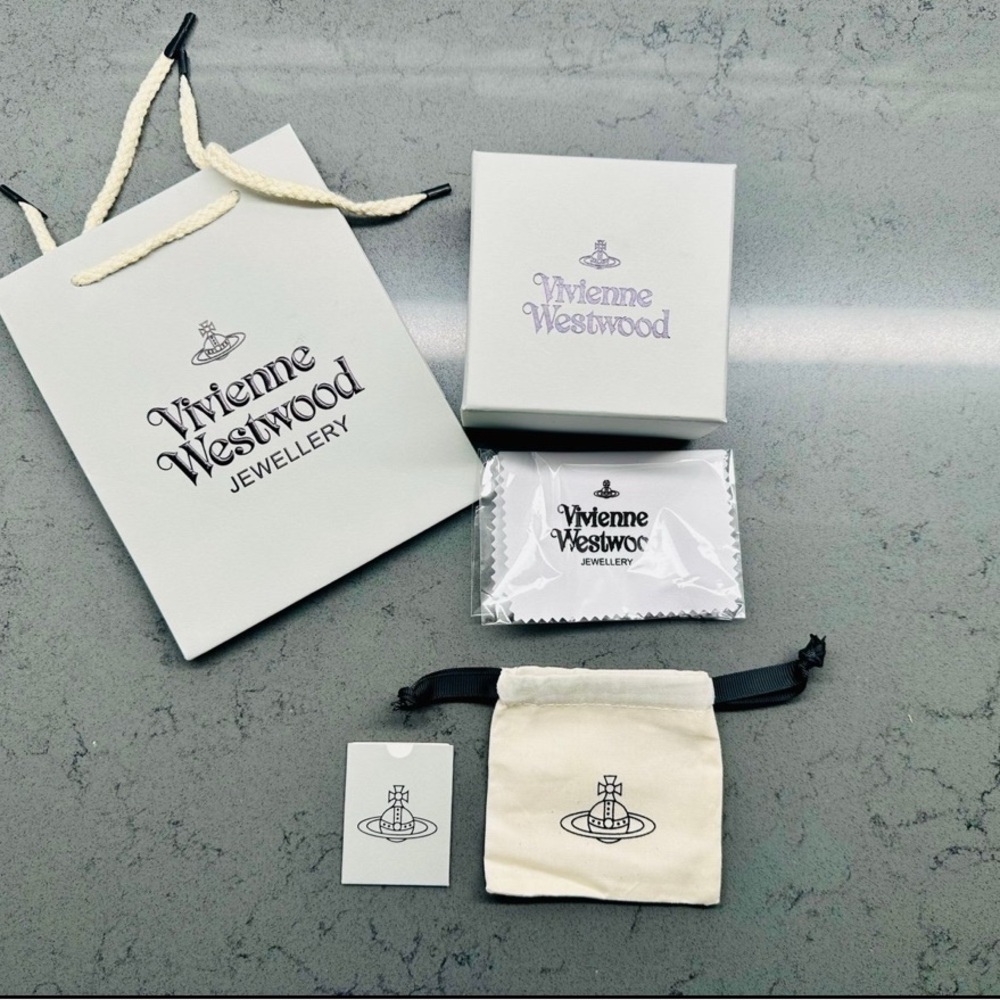 Vivienne Westwood Pearl Orb Choker Necklace Silver Tone Boxed Set New - Picture 7 of 7